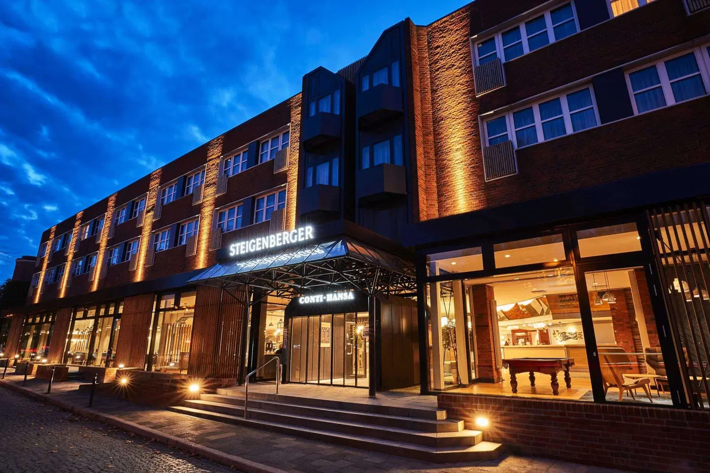 Steigenberger Conti-Hansa EXTERIOR