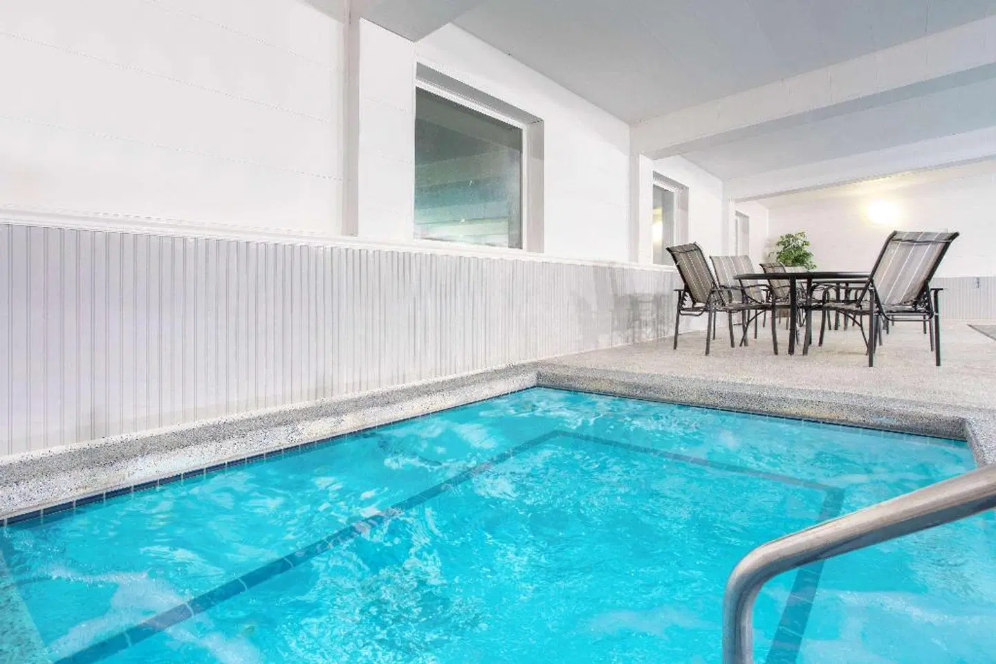 Days Inn by Wyndham Fond du Lac Hallenbad