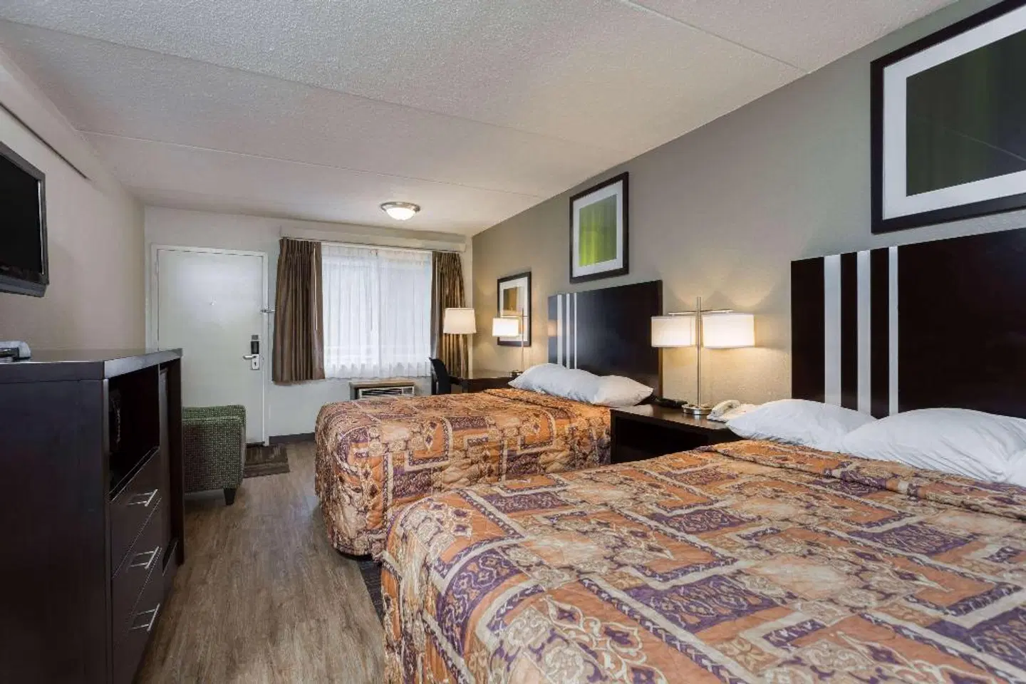 Days Inn by Wyndham Harrisburg North ROOM_EXAMPLE