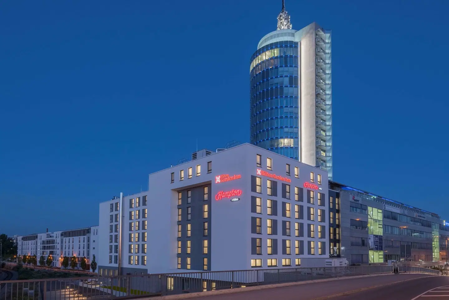Hilton Garden Inn Munich City West EXTERIOR