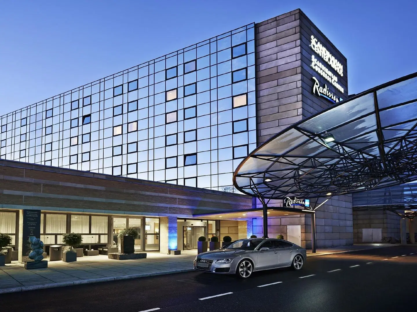 Radisson Blu Scandinavia Hotel, Aarhus EXTERIOR