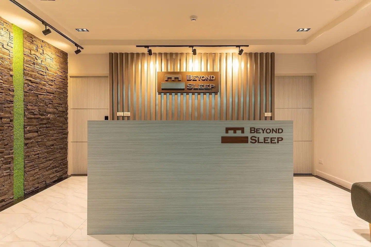 BEYOND SLEEP LOUNGE_LOBBY