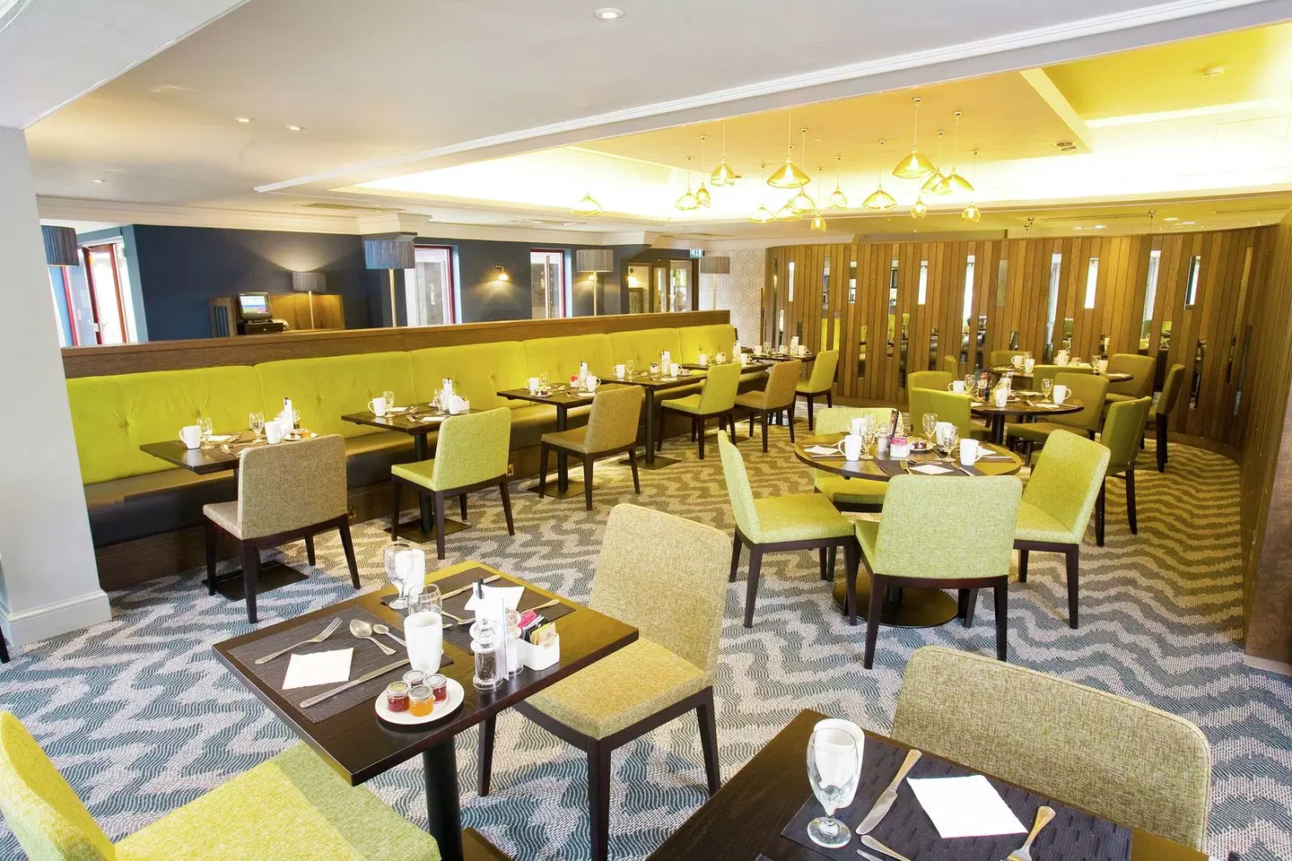 DoubleTree by Hilton Hotel Bristol North Restaurant