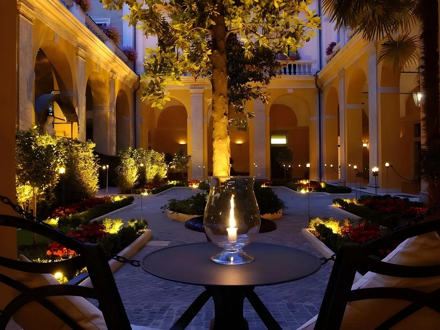 Palazzo Cardinal Cesi TERRACE