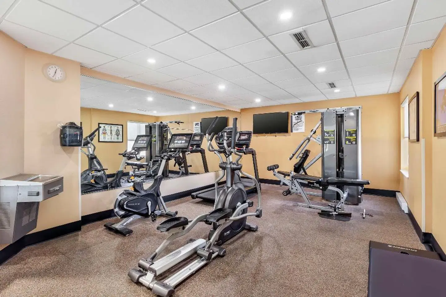 Best Western Plus Executive Inn SPORTS_AND_LEISURE