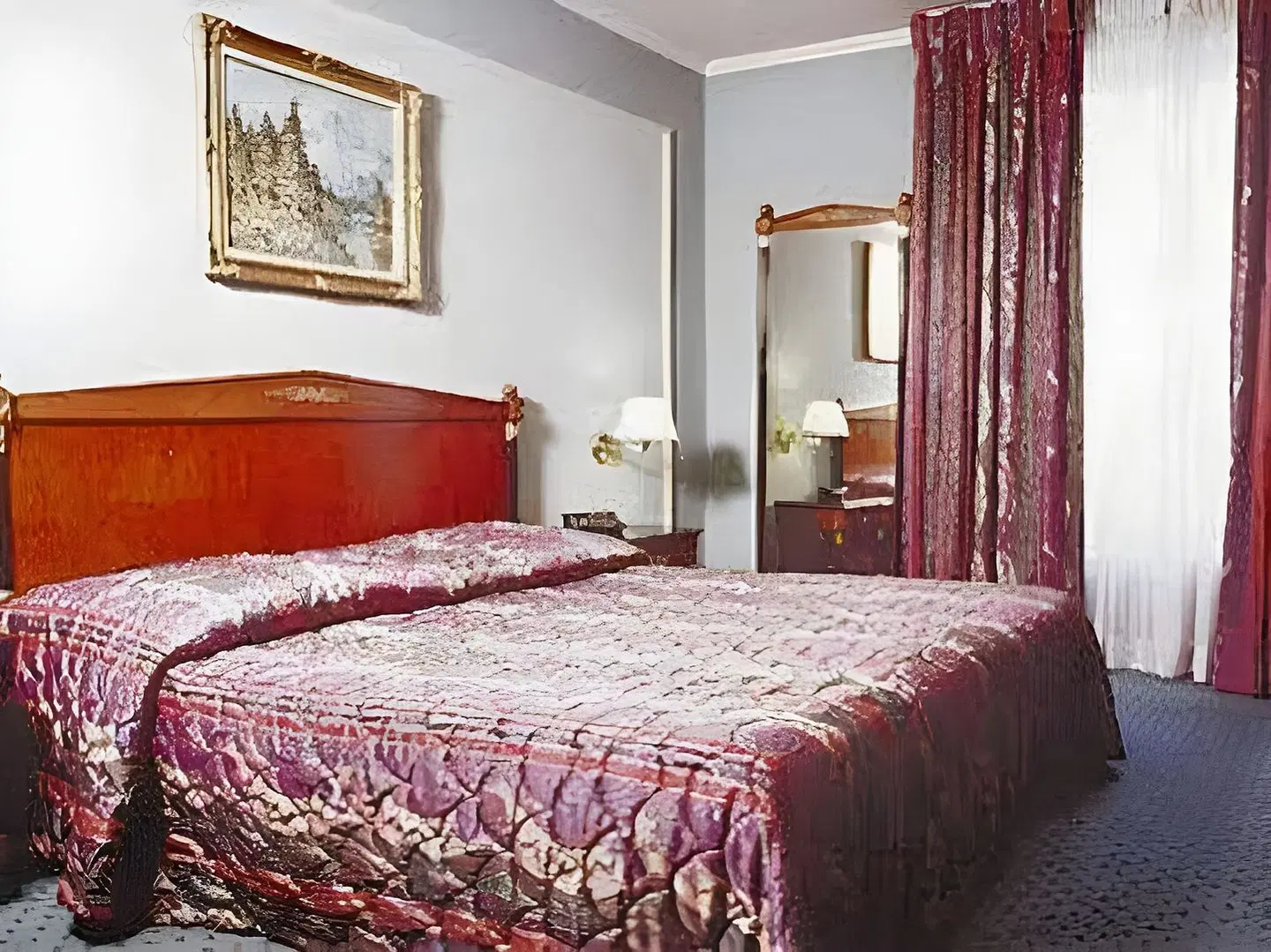 Diplomate ROOM_EXAMPLE