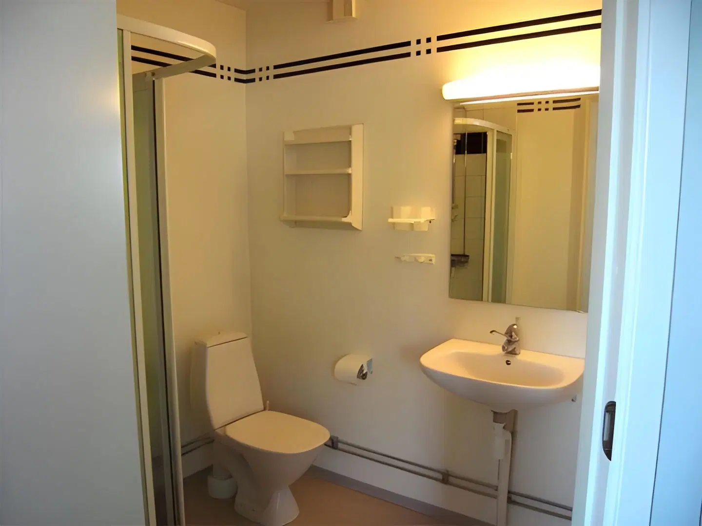 Palace Hotell Badezimmer