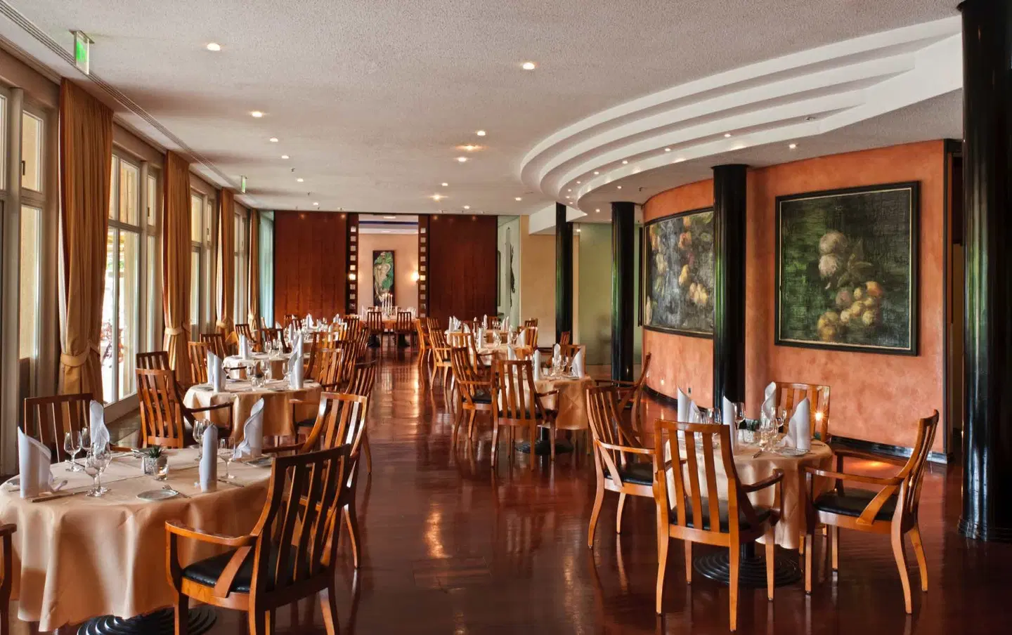 Radisson Blu Park Hotel & Conference Centre Restaurant