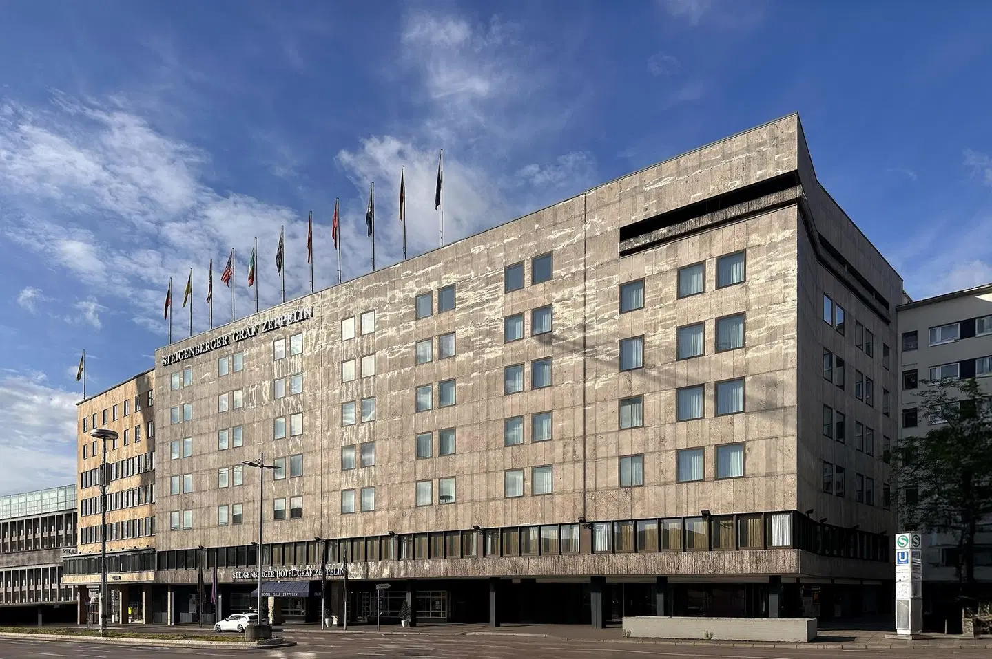 Steigenberger Graf Zeppelin EXTERIOR