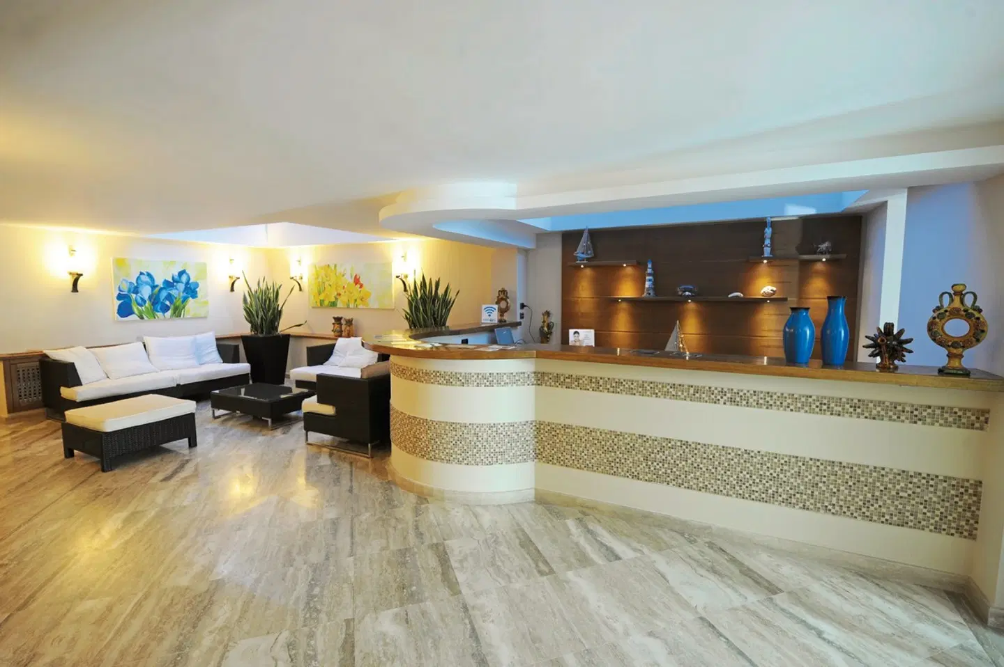 Hotel Tropis LOUNGE_LOBBY