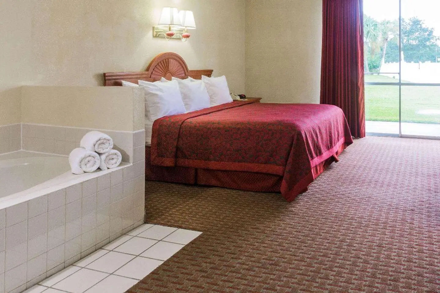 Days Inn by Wyndham Ocala North ROOM_EXAMPLE