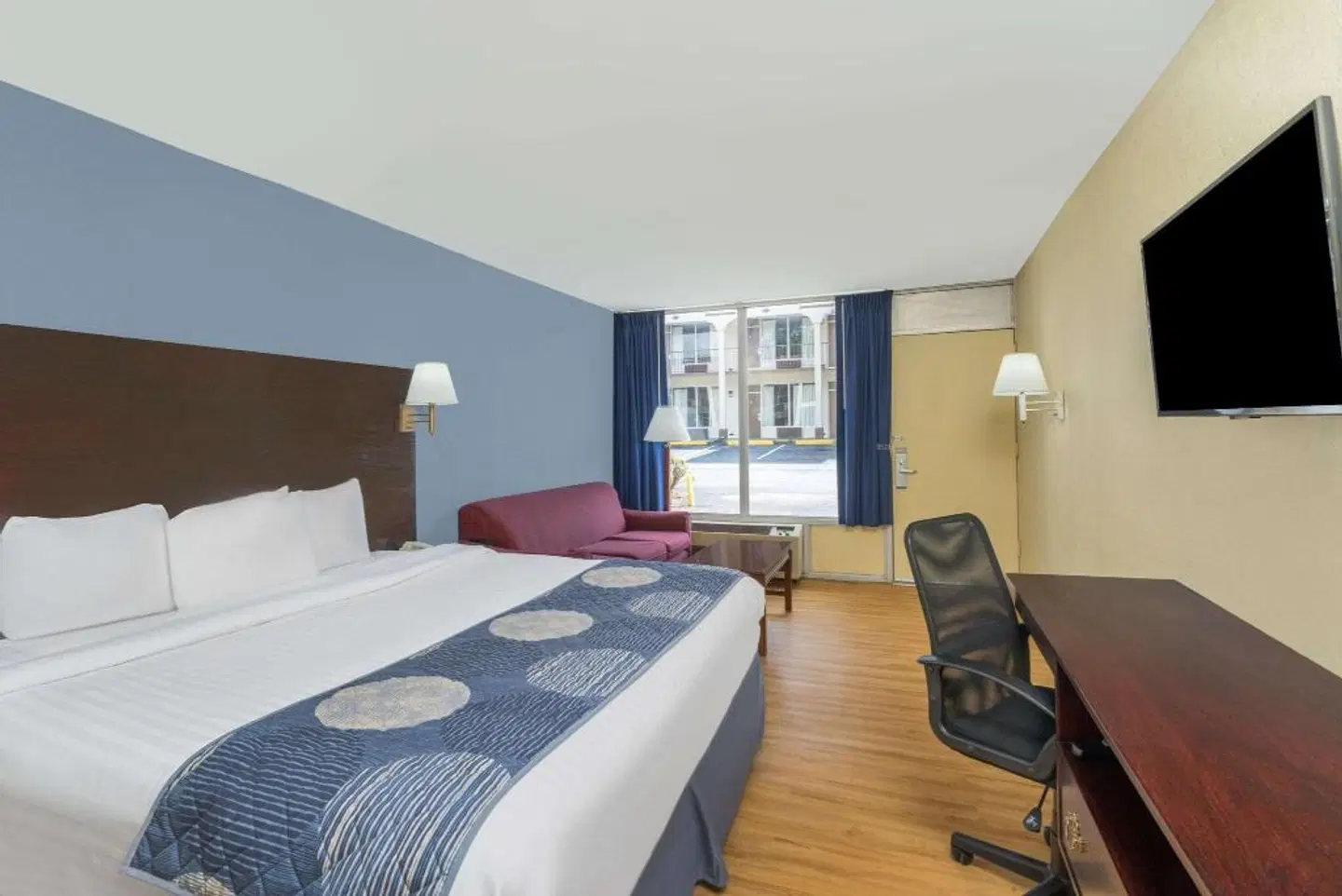 Days Inn by Wyndham Statesville ROOM_EXAMPLE