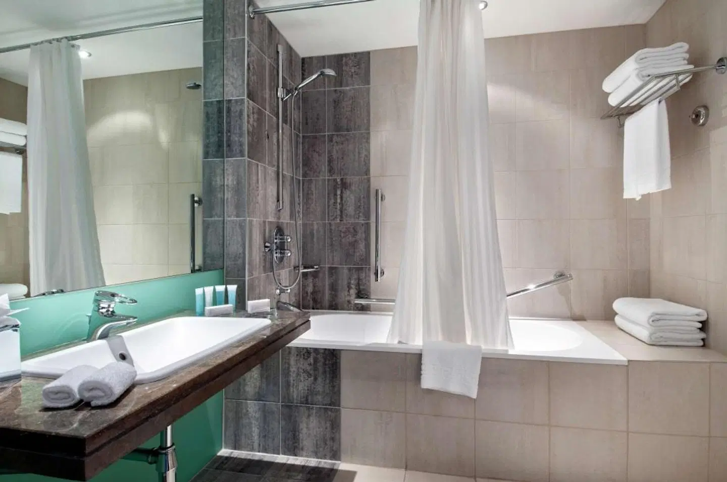 Hilton London Canary Wharf Badezimmer