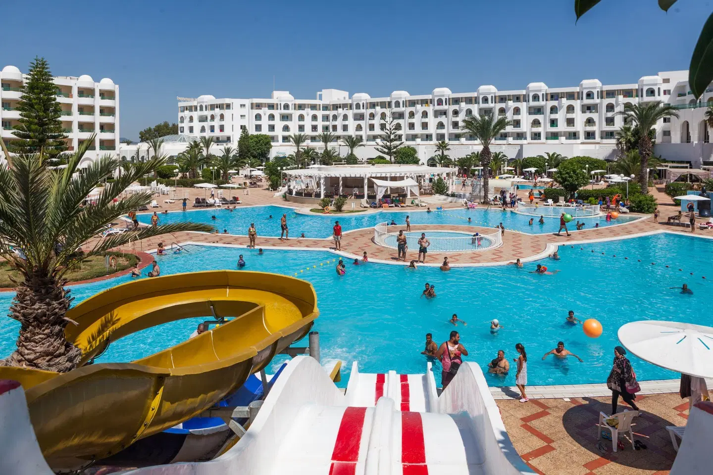 El Mouradi El Menzah OUTDOOR_POOL
