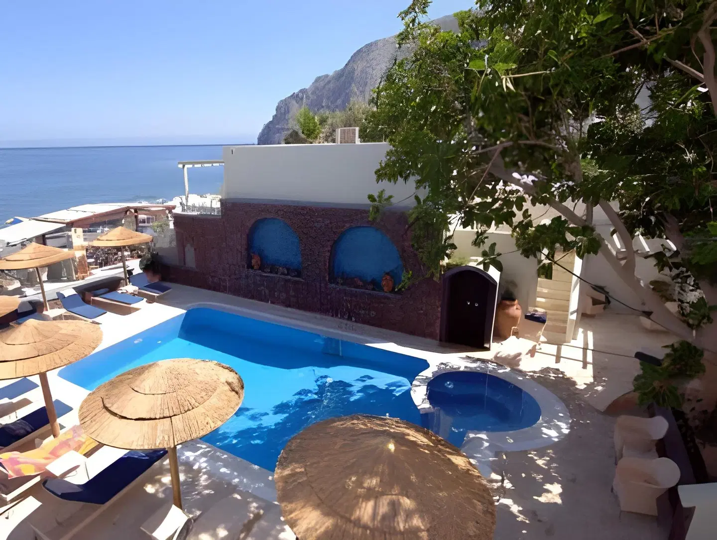 Elixir Studios OUTDOOR_POOL