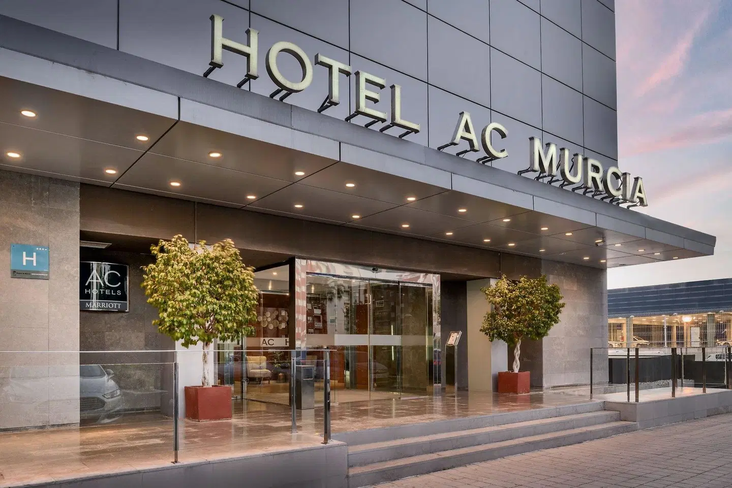 AC Hotel by Marriott Murcia EXTERIOR