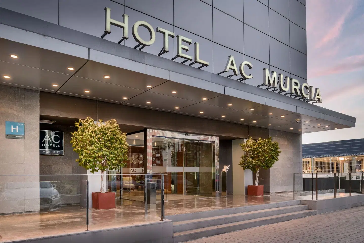 AC Hotel by Marriott Murcia EXTERIOR