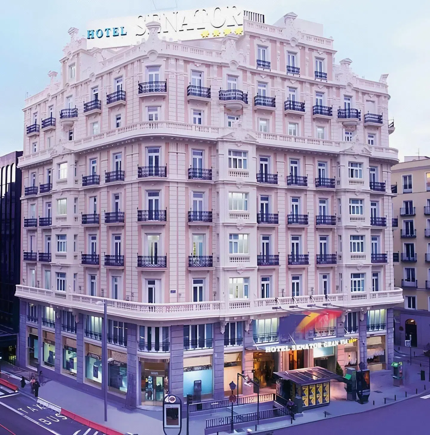 NH Collection Madrid Gran Vía EXTERIOR