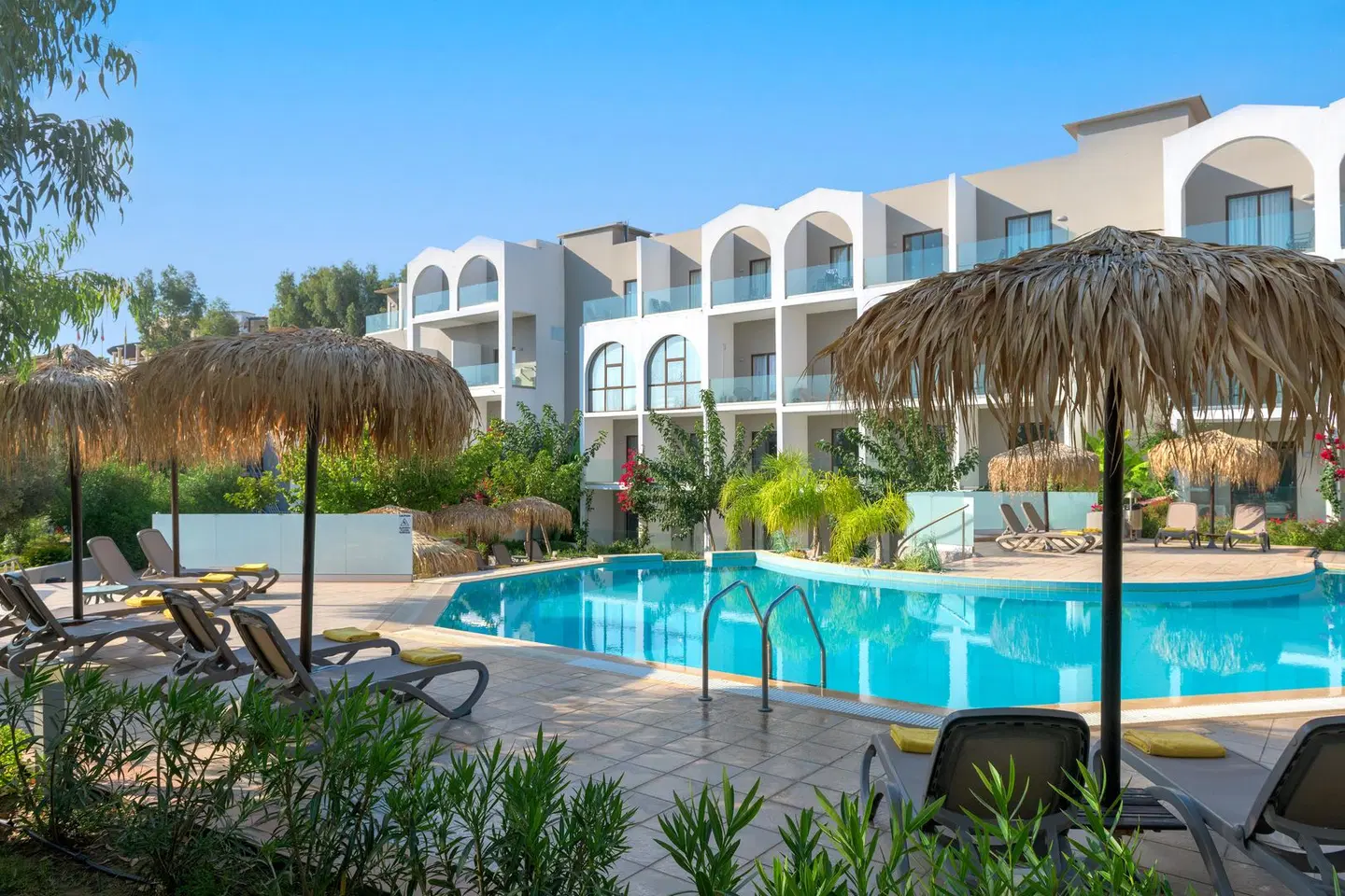 Lindos Breeze Beach Hotel OUTDOOR_POOL