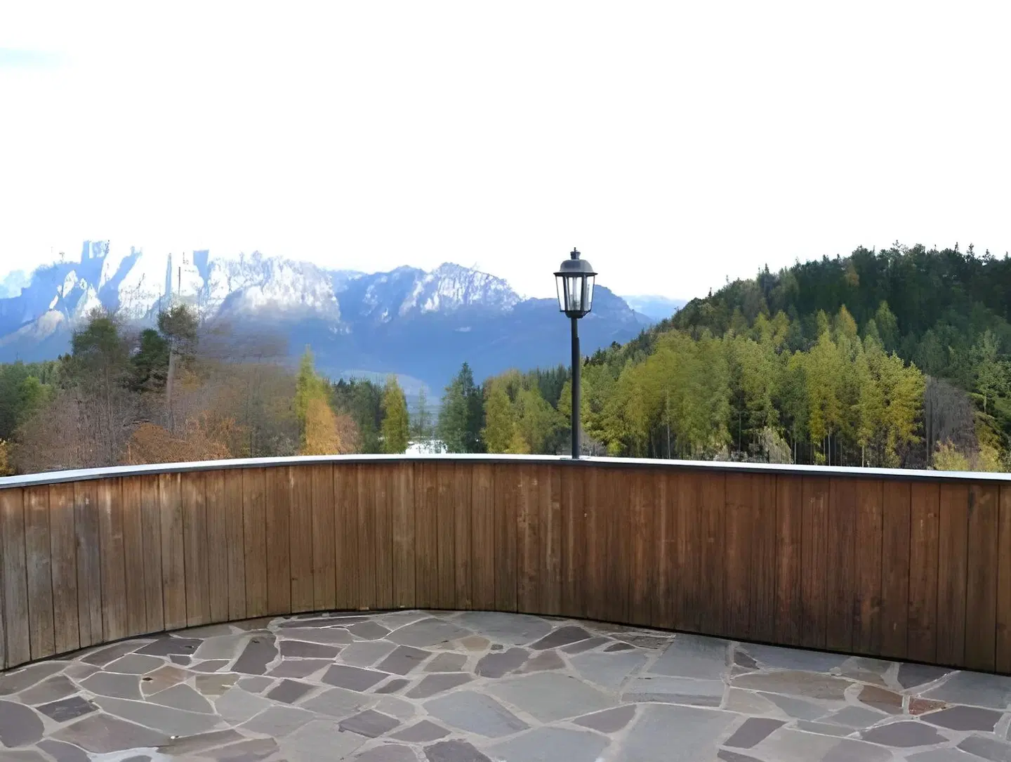 Lichtenstern Terrasse