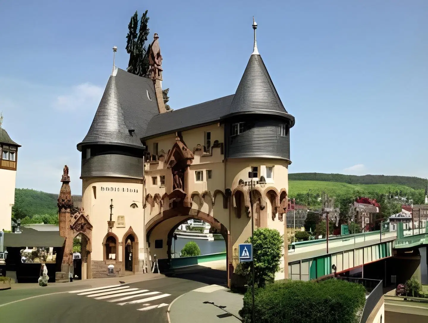 Hotel Moseltor EXTERIOR