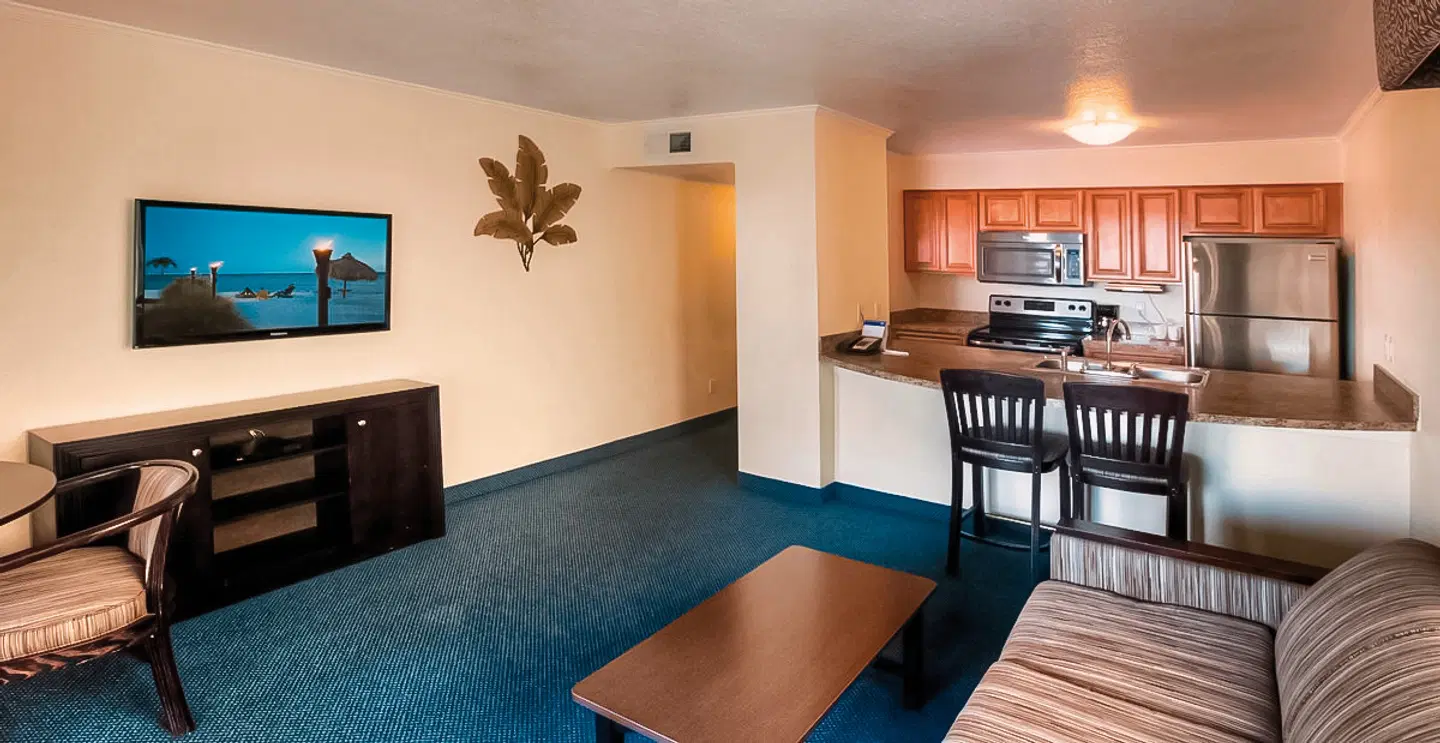 Sailport Waterfront Suites ROOM_EXAMPLE