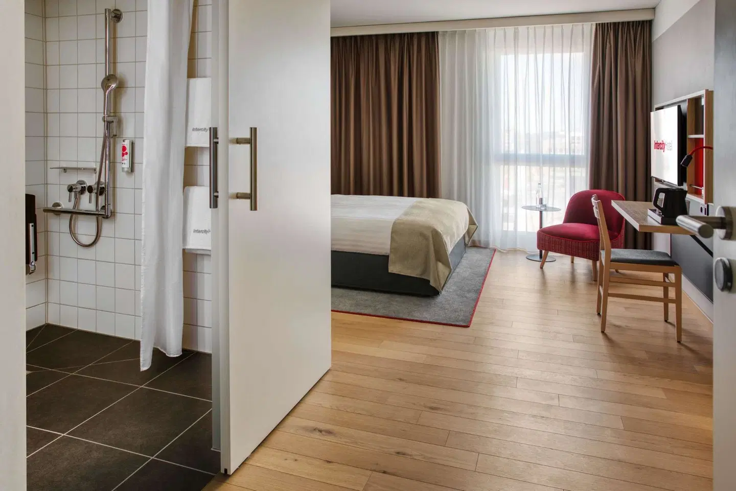 IntercityHotel Zuerich Airport ROOM_EXAMPLE