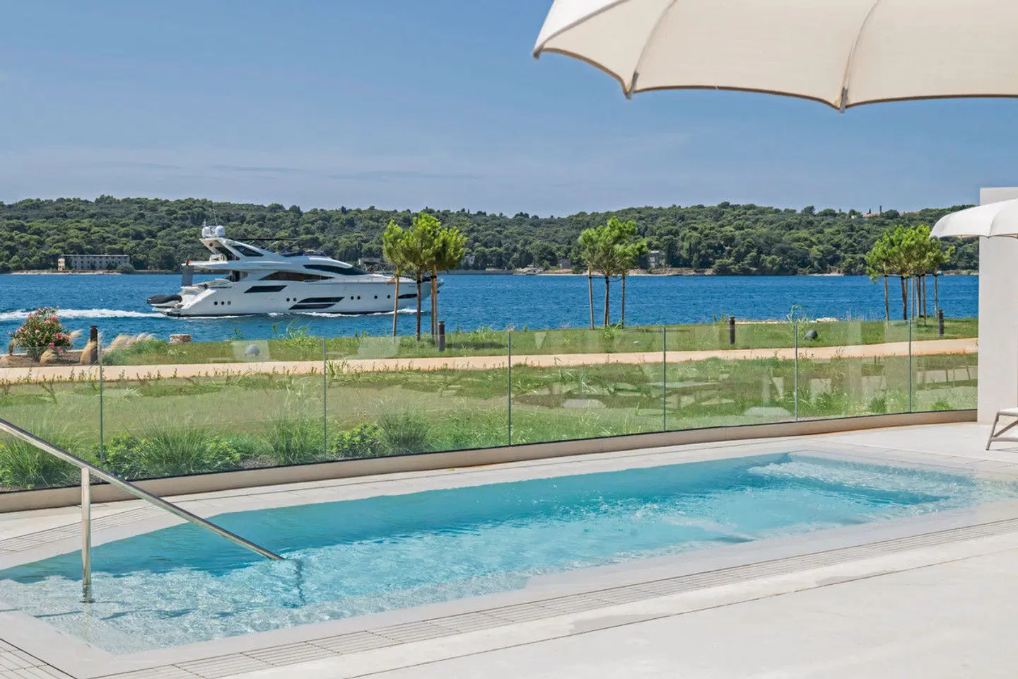 Monumenti Heritage Hotel & Resort BEACH