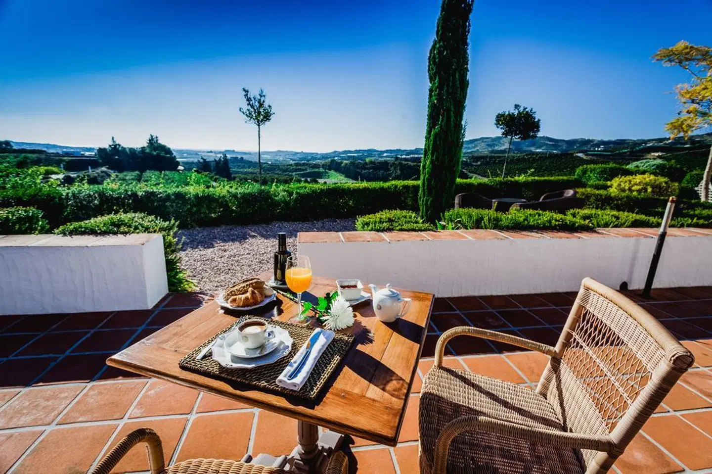 B Bou Hotel Cortijo Bravo TERRACE