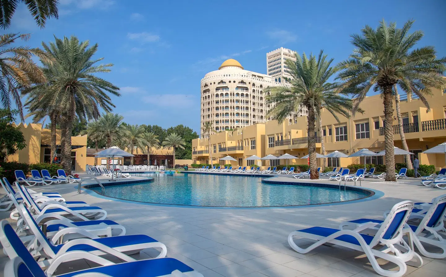 Al Hamra Village Hotel OUTDOOR_POOL