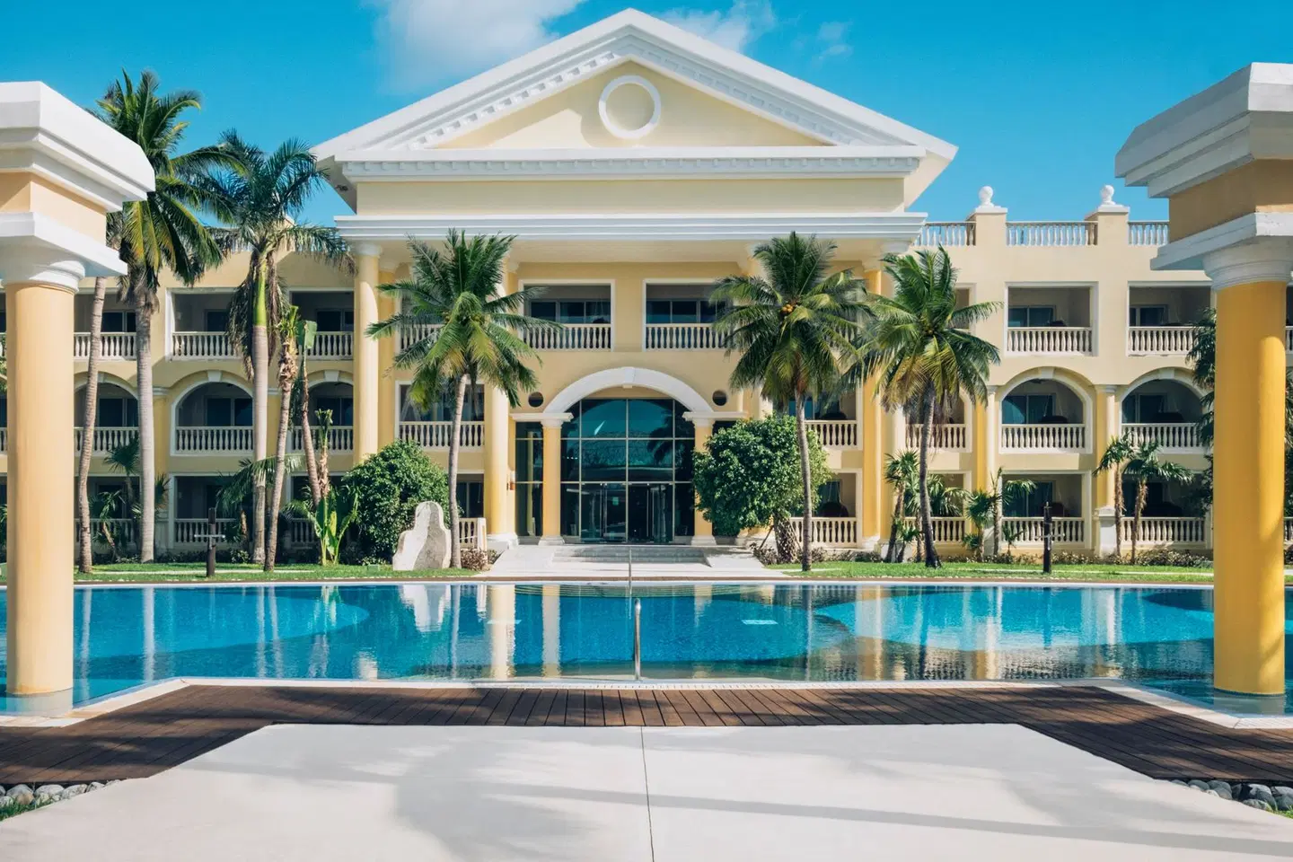 JOIA Paraíso by Iberostar OUTDOOR_POOL