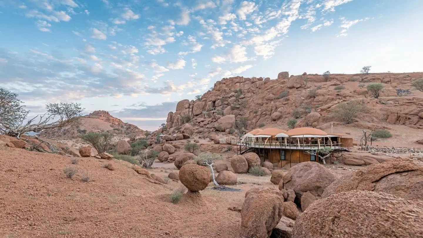 Onduli Ridge LANDSCAPE