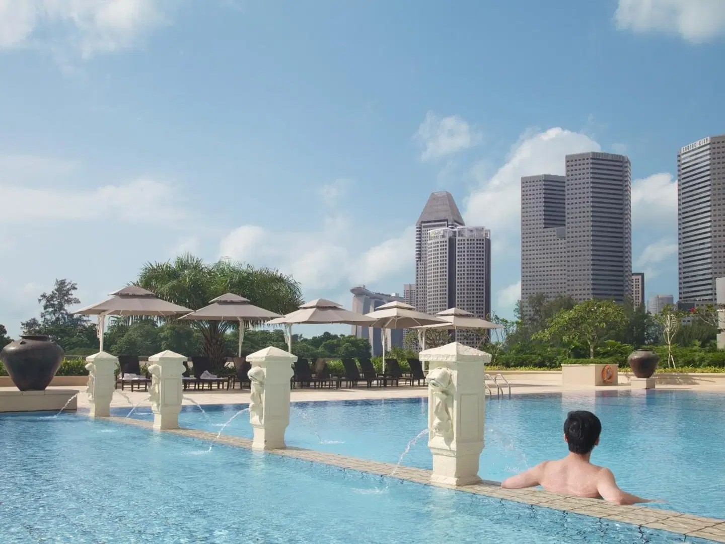 PARKROYAL Serviced Suites OUTDOOR_POOL