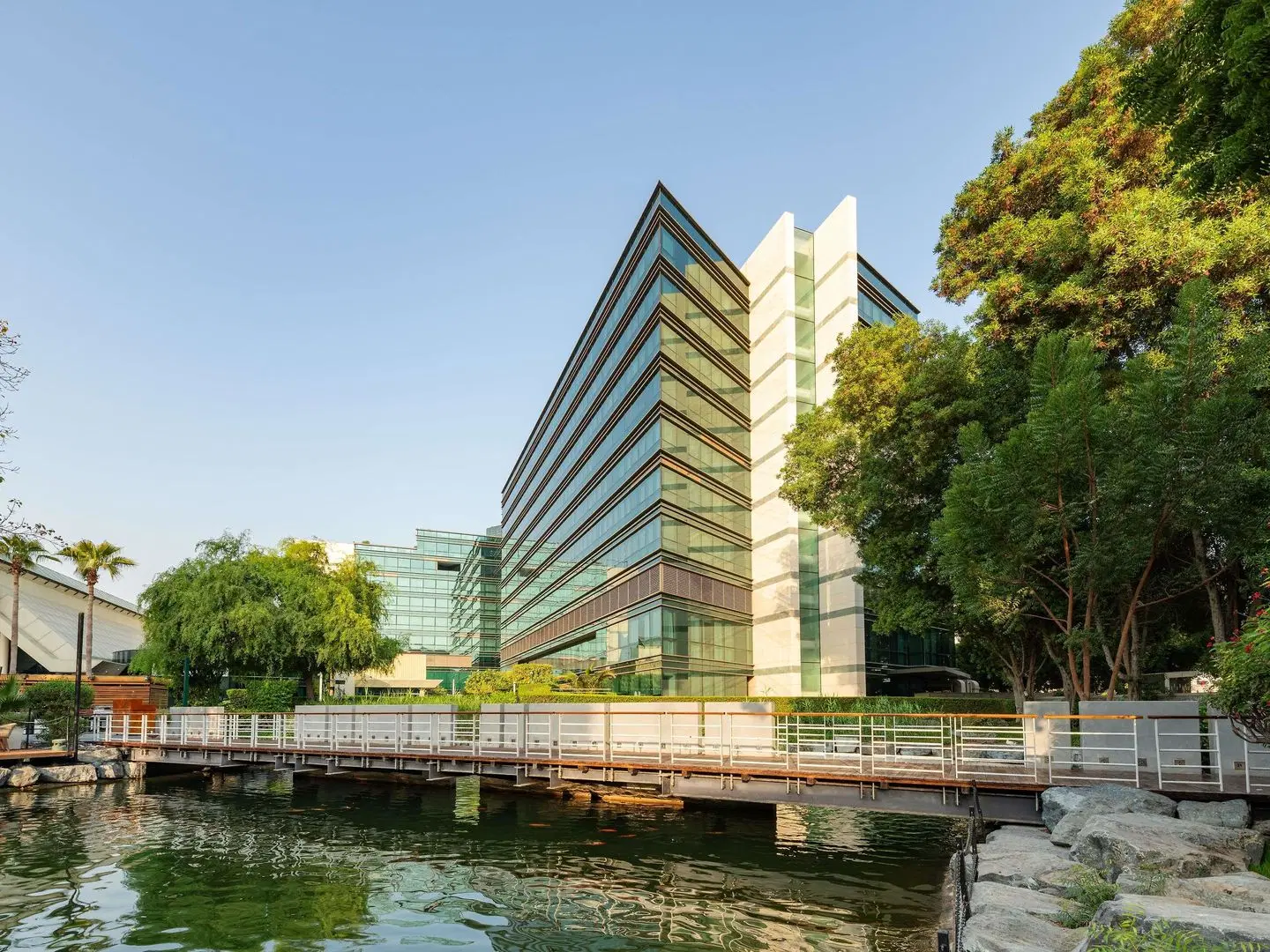 The Creekside Hotel Dubai an Accor Hotel EXTERIOR