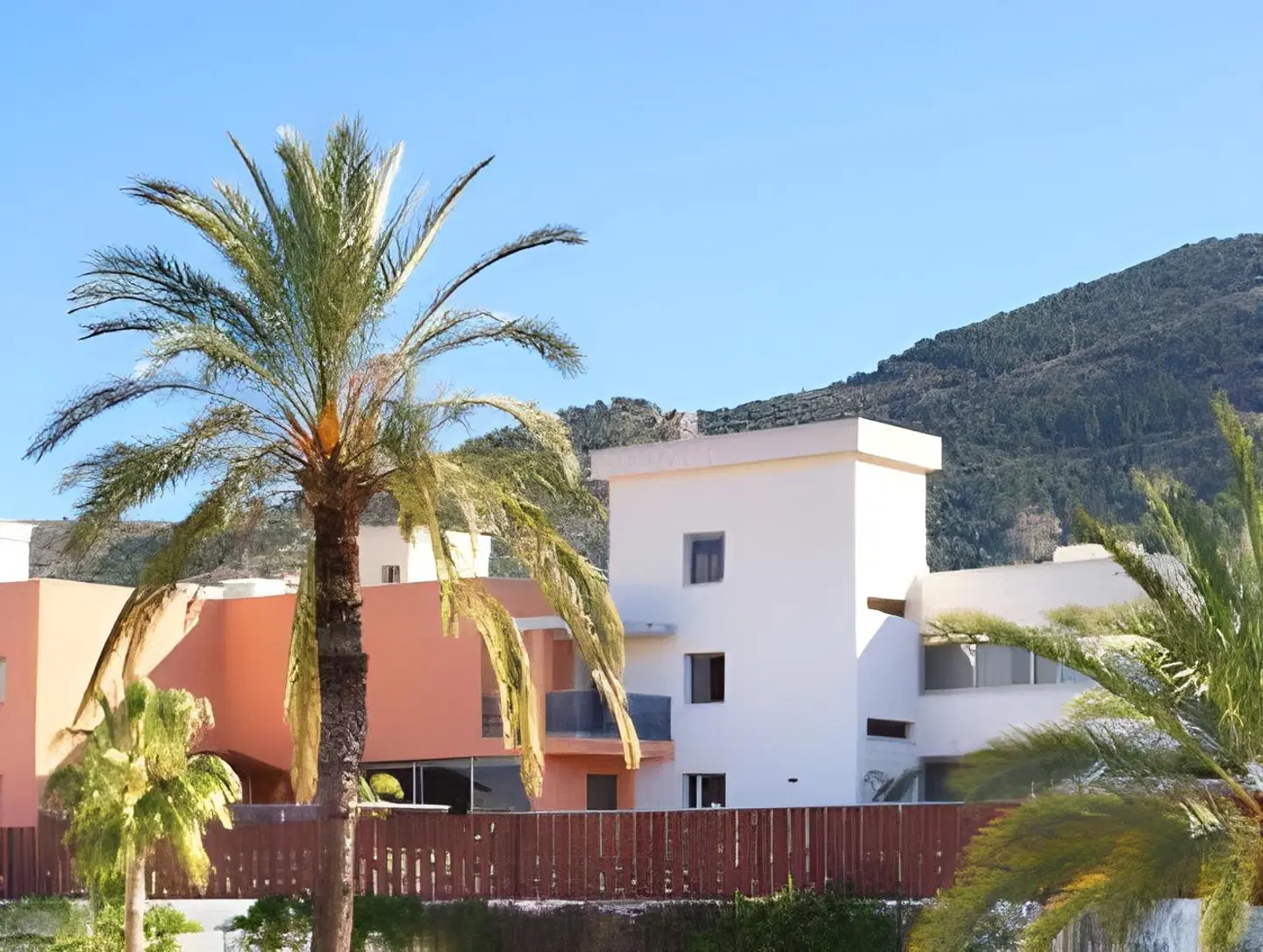 Albir Palace EXTERIOR