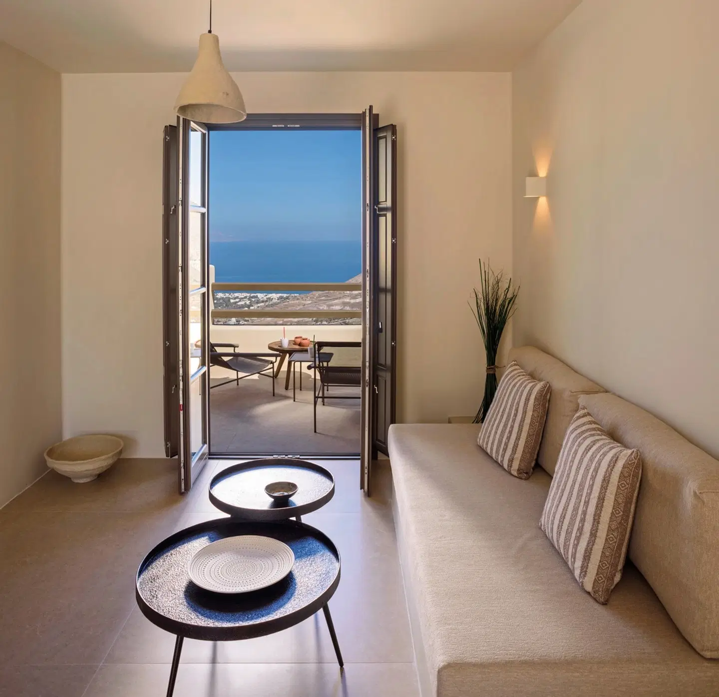 Elessa Hotel ROOM_EXAMPLE