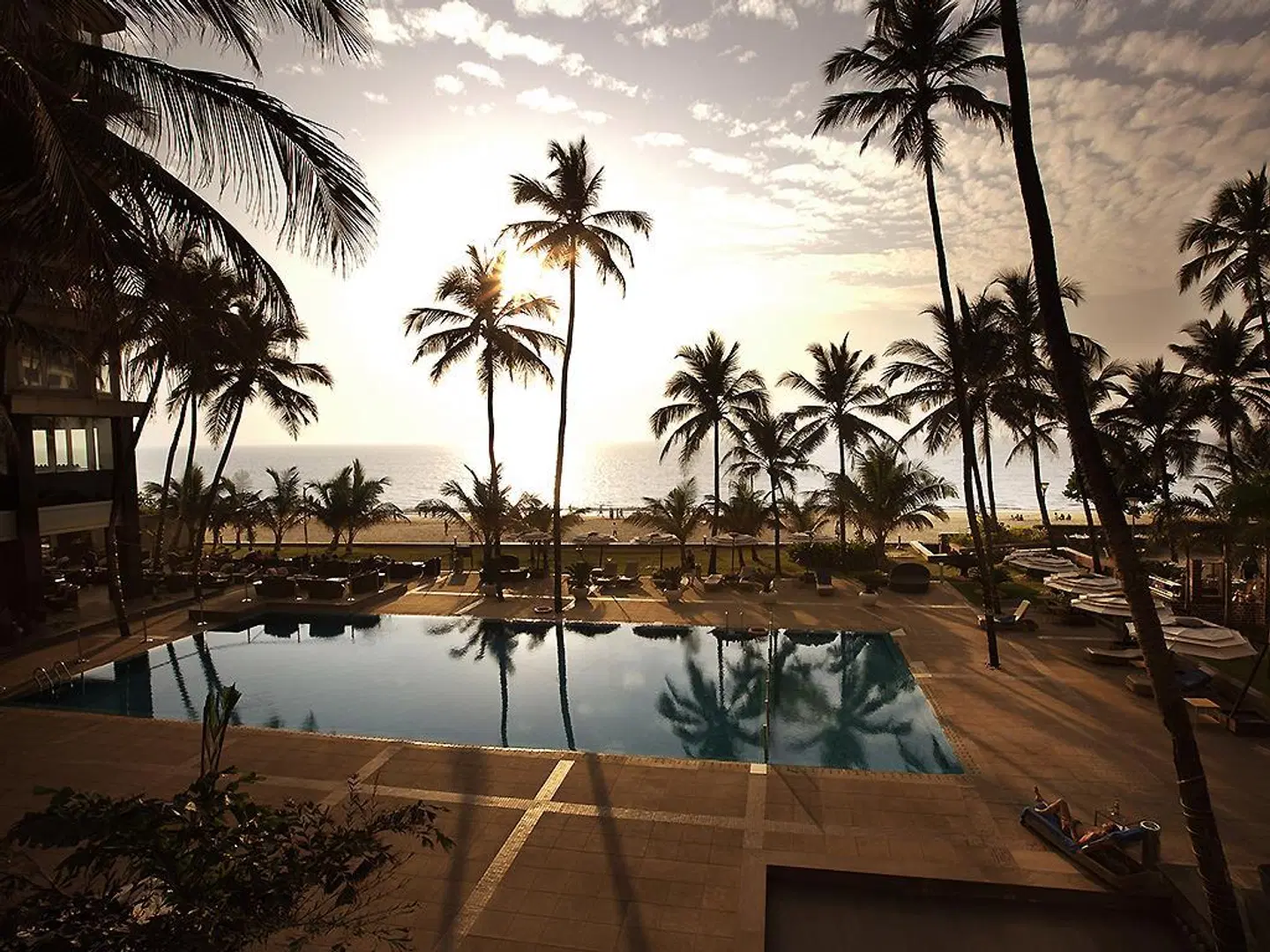 Novotel Mumbai Juhu Beach Hotel LANDSCAPE