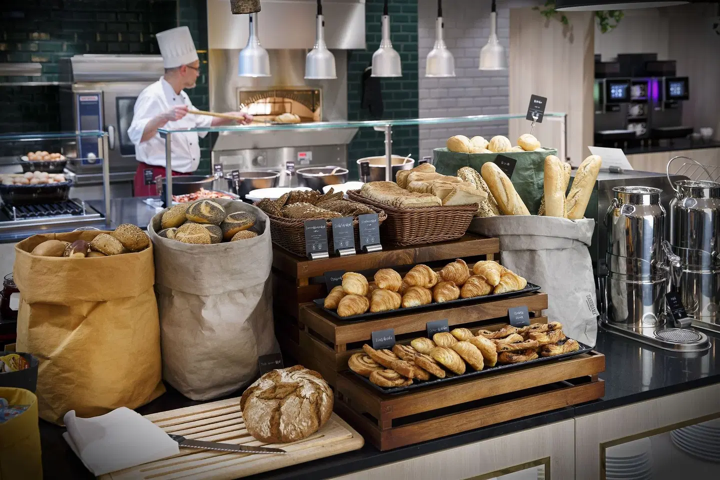 Crowne Plaza Berlin City Centre Ku'damm by IHG RESTAURANT