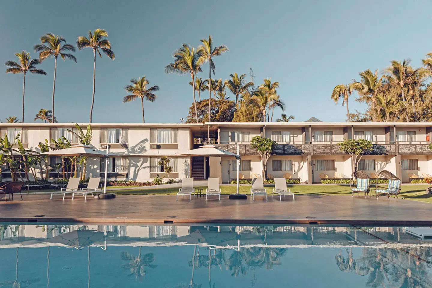 Maui Seaside Hotel OUTDOOR_POOL