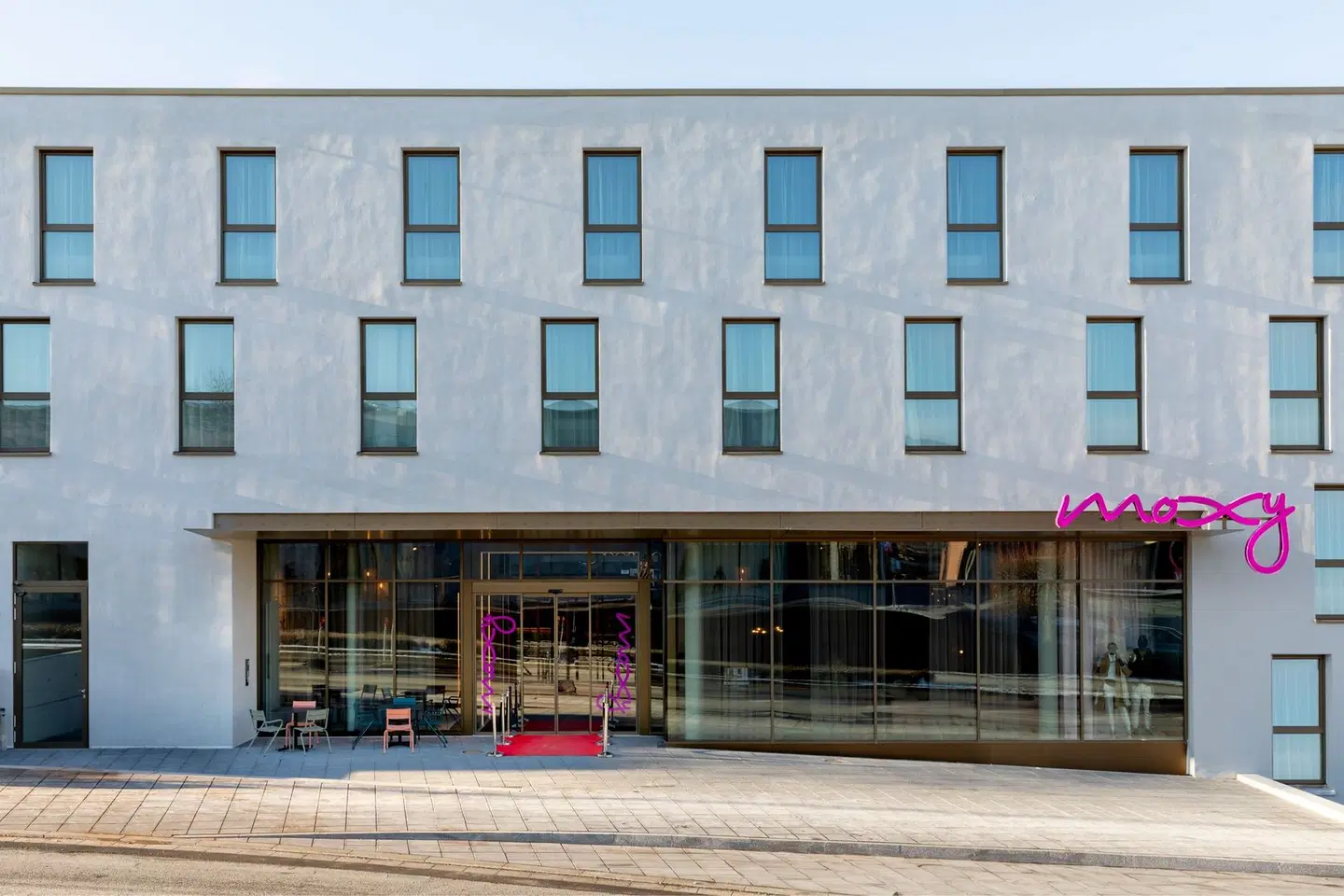 Moxy Outletcity Metzingen EXTERIOR