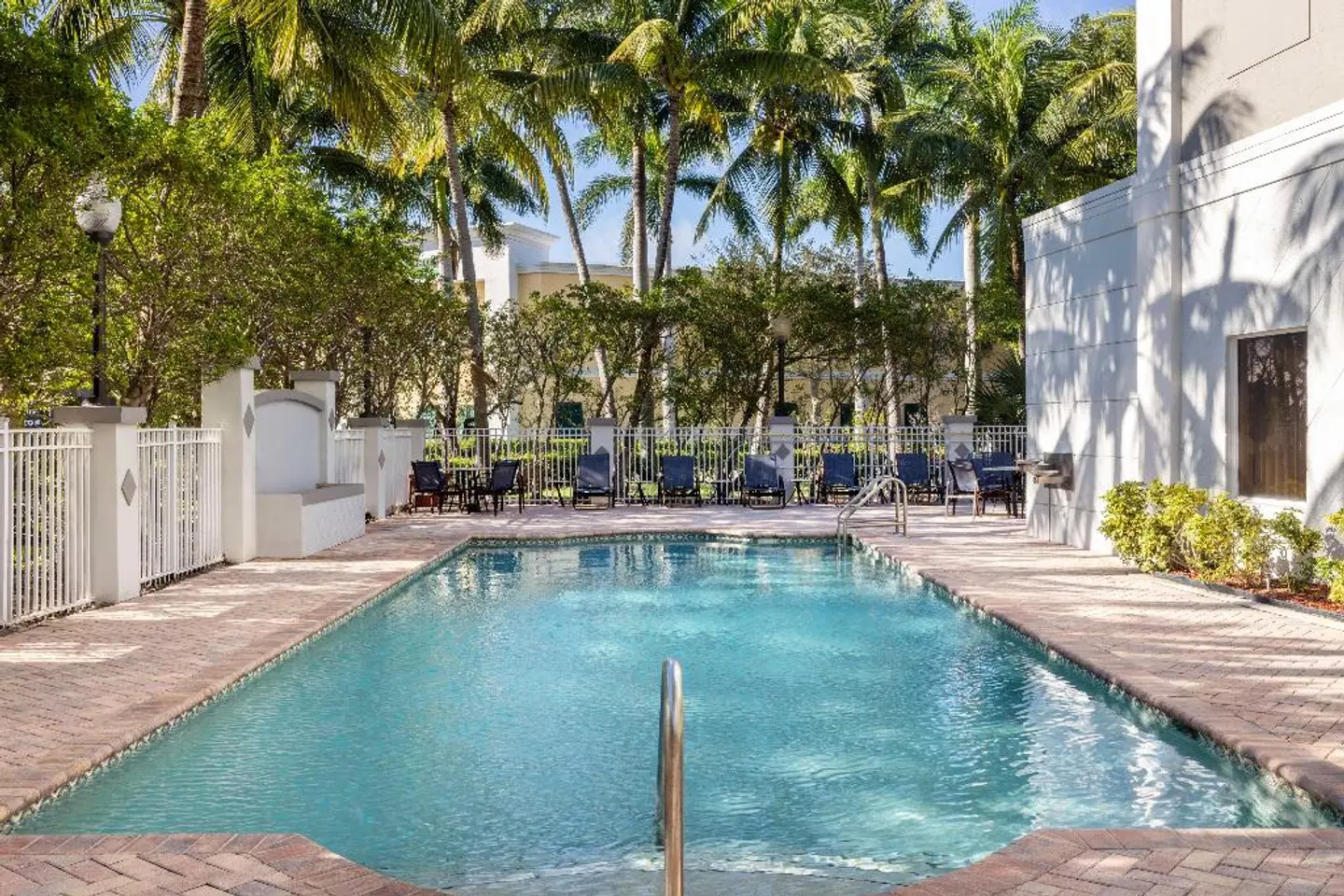 Hampton Inn West Palm Beach Central Airport OUTDOOR_POOL