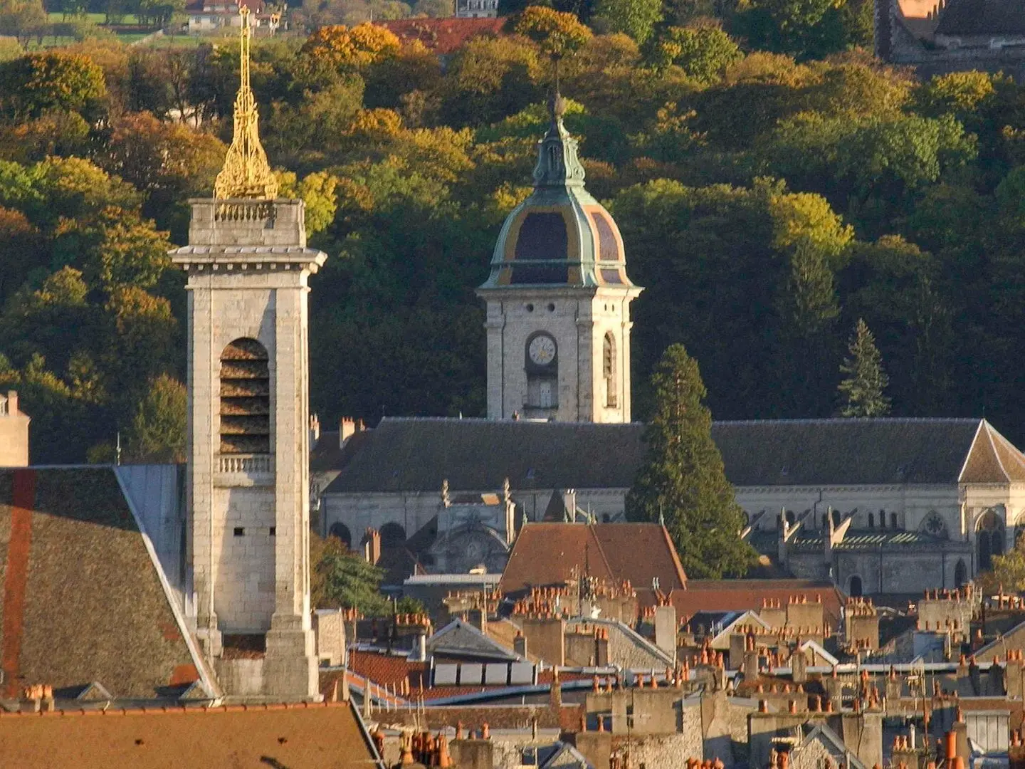 ibis Besançon Marchaux EXTERIOR