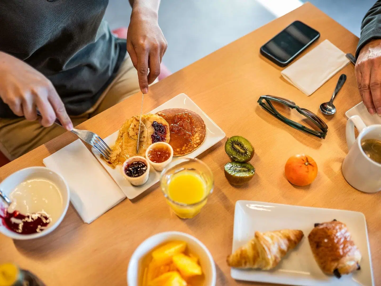 ibis Besançon Marchaux PEOPLE