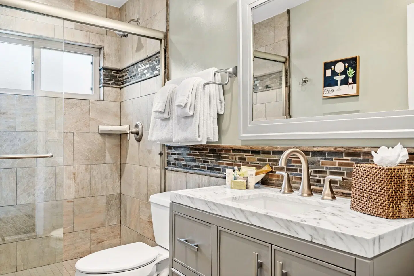 Inn by the Harbor BATHROOM