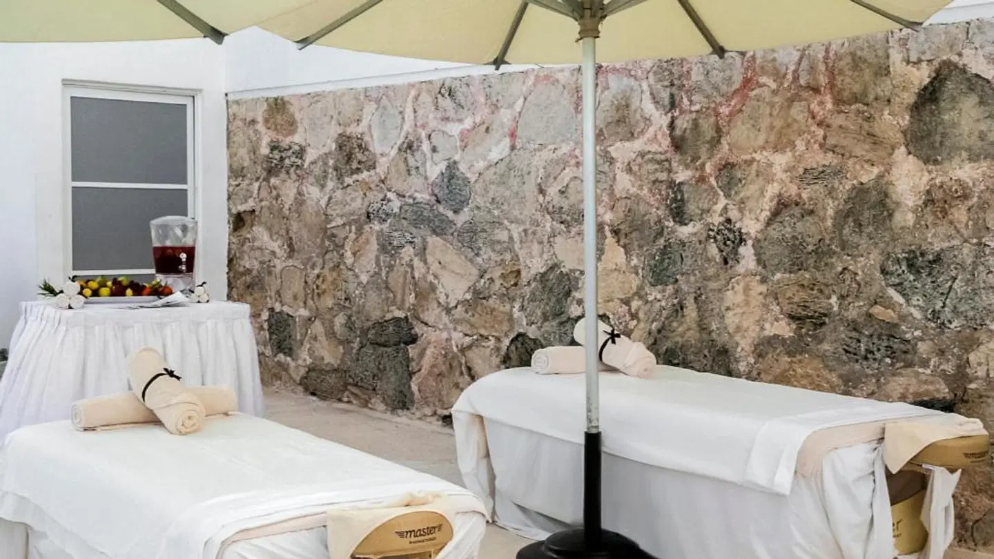 Oleo Cancun Playa Badezimmer