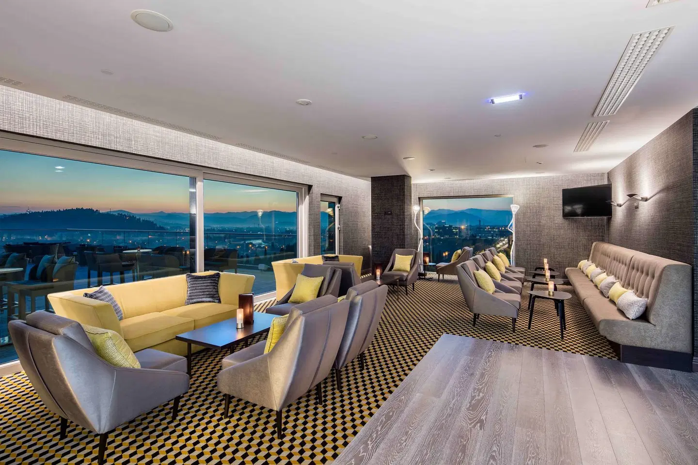 Hilton Podgorica Crna Gora LOUNGE_LOBBY