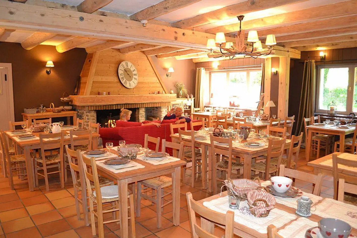 Hôtel Restaurant L'Adray RESTAURANT