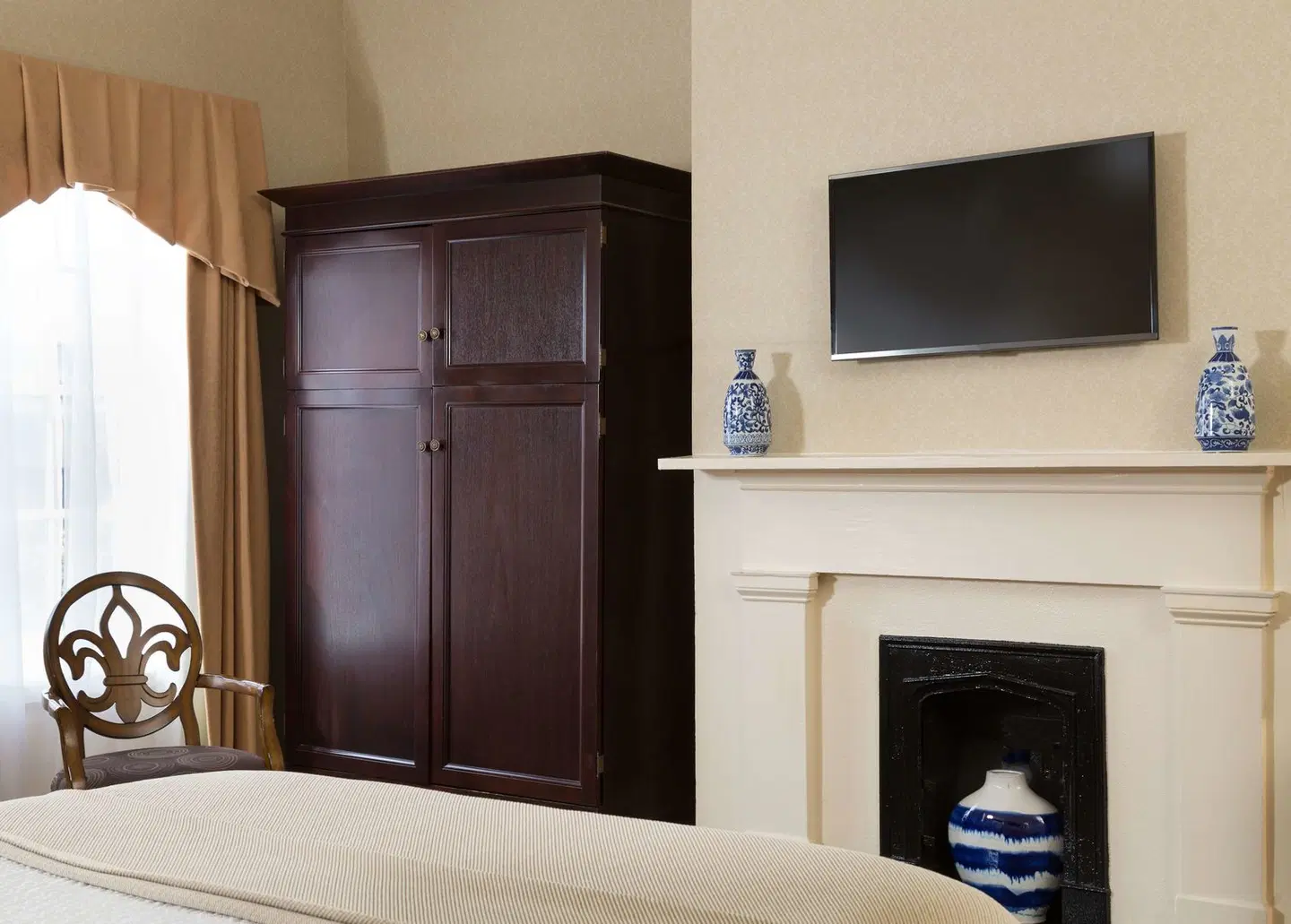 Linden Row Inn ROOM_EXAMPLE