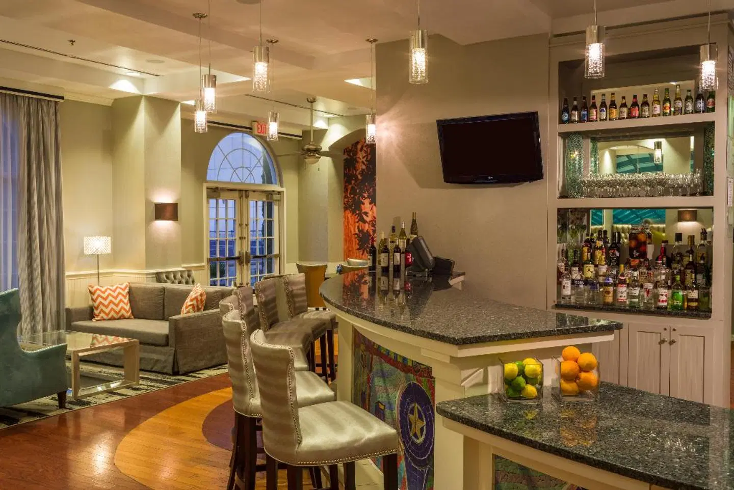 Hotel Indigo Houston at the Galleria Bar