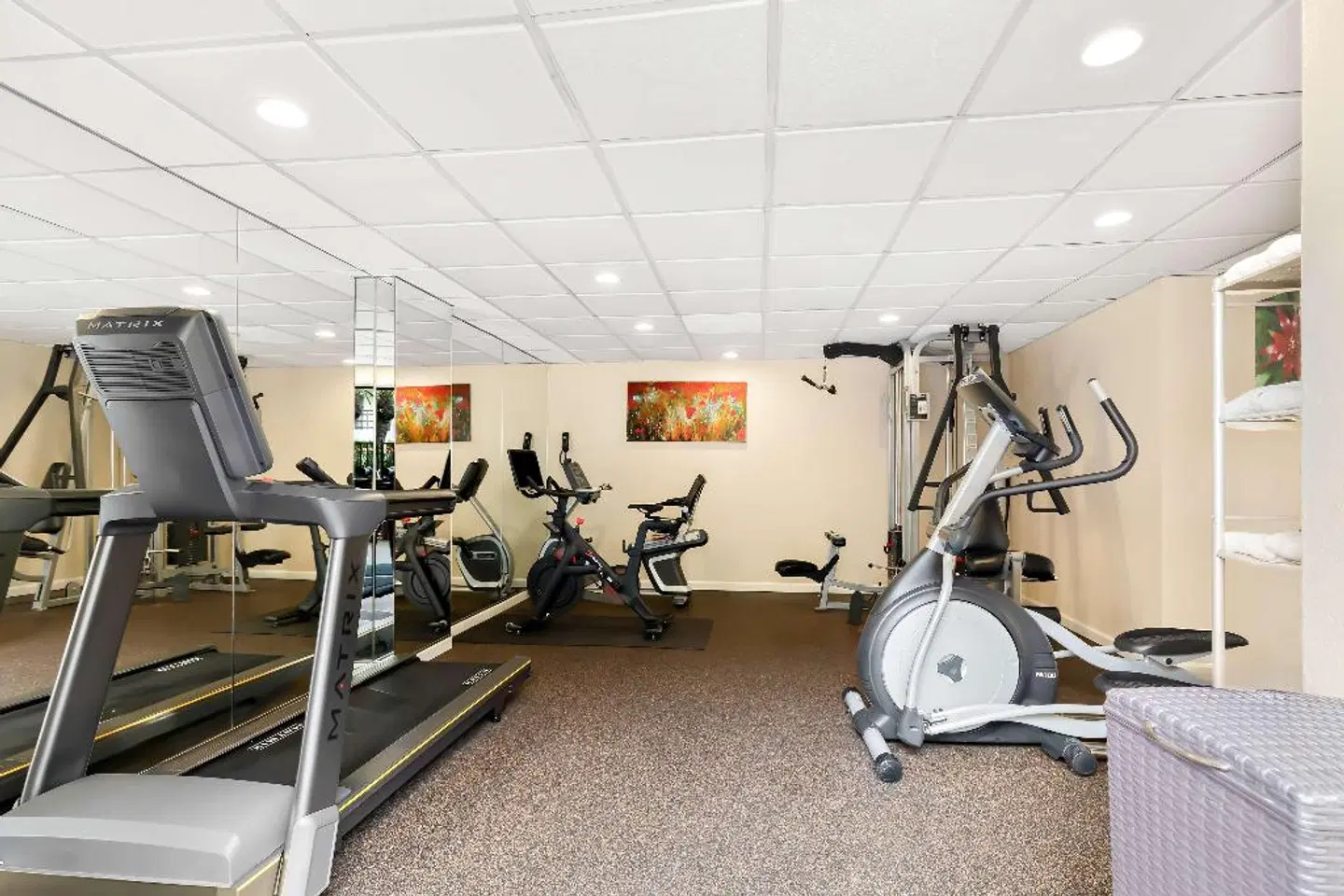 Best Western Plus Irvine Spectrum Hotel SPORTS_AND_LEISURE